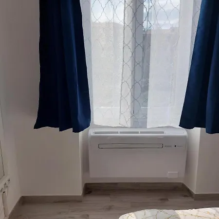 L'arco Blu شقة ألبيسولا سوبيريوري